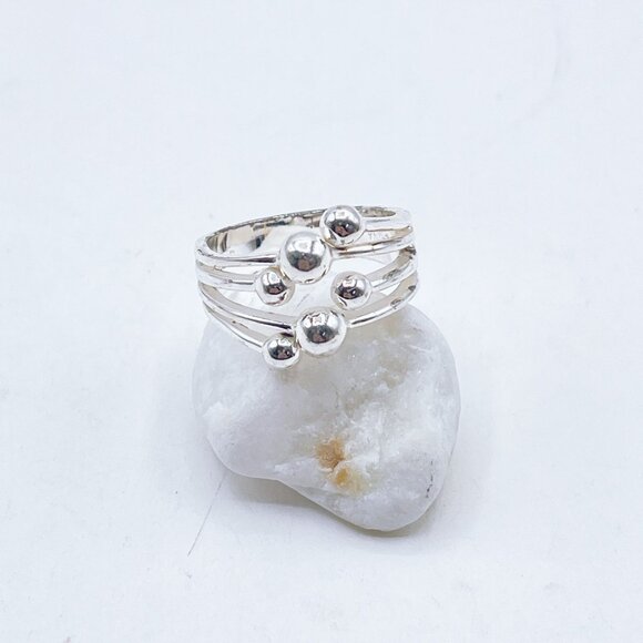 Sterling Silver Band 6 Polished Bead Accents Minimalist Design Ring Size 7 - Picture 4 of 6